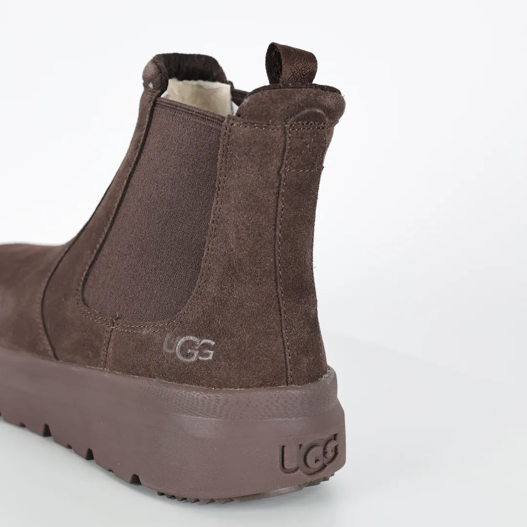 Copywriting price 💰680 The core recommendation is good price. The platform's foreign trade is exclusively for UGG Burleigh Chelsea Chelsea men's high-top snow boots 1152050. Produced by the ten-year-old brand shoemaking factory production line. Pay attention to every detail. Longfeng A-grade genuine sheep fur is integrated. It is built in full compliance with the ZP process. Size: 39 40 41 42 43 44 45